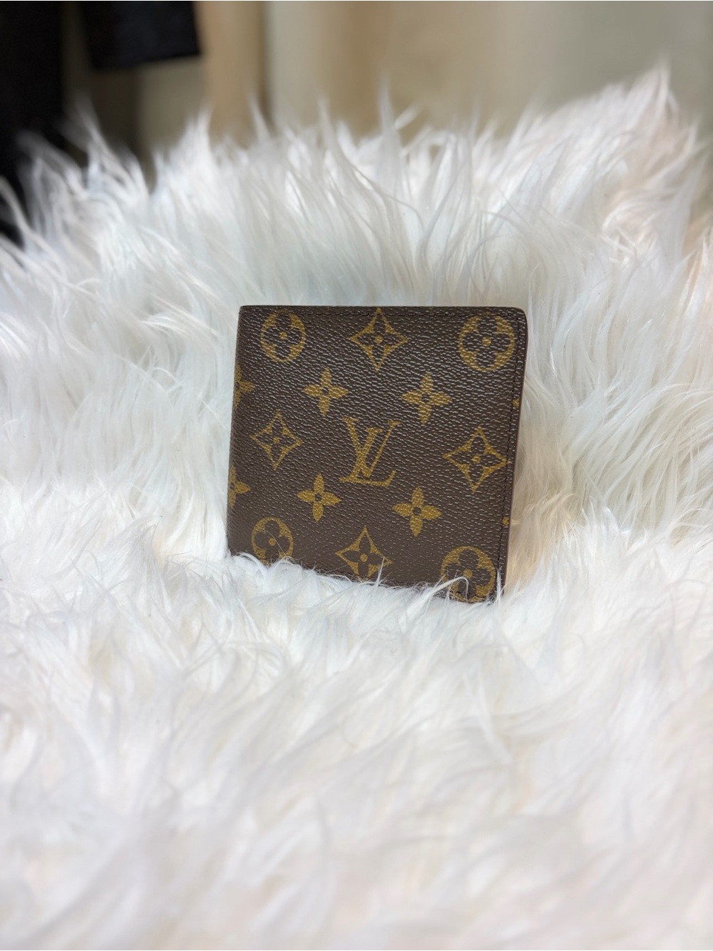 Louis Vuitton Monogram Multiple Bifold Wallet